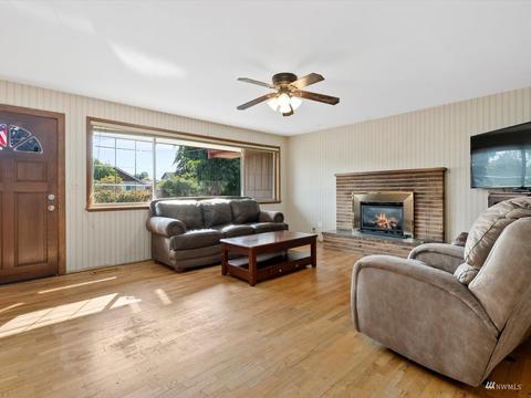 1178 Harding St, Enumclaw, WA 98022 photo 7