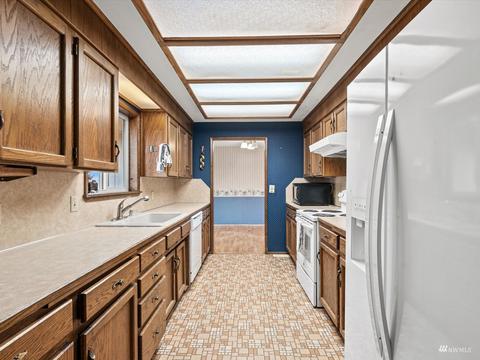 1178 Harding St, Enumclaw, WA 98022 photo 18