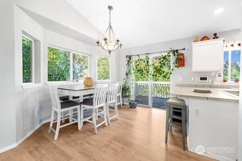 1919 Melvin Ave, Everett, WA 98203 photo 8
