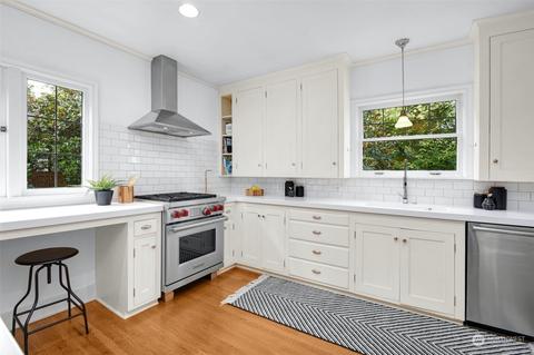 1955 20th Ave E, Seattle, WA 98112 photo 9