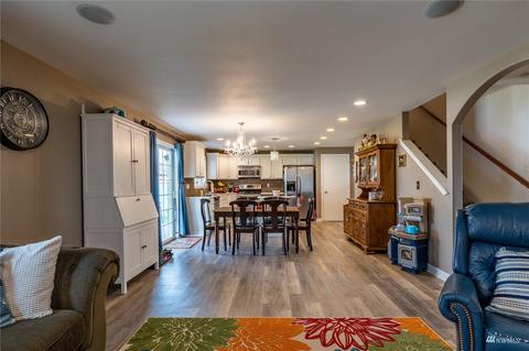945 E Scooteny St, Othello, WA 99344 photo 13