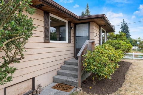 9011 4th Pl SE, Everett, WA 98208 photo 2
