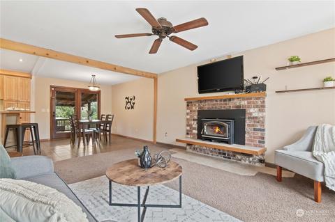 5641 E Grapeview Loop Rd, Allyn, WA 98524 photo 5