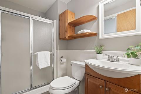 5641 E Grapeview Loop Rd, Allyn, WA 98524 photo 11