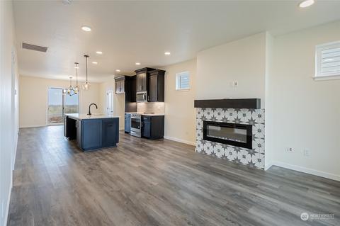 703 Cardinal Ave, Winlock, WA 98596 photo 9