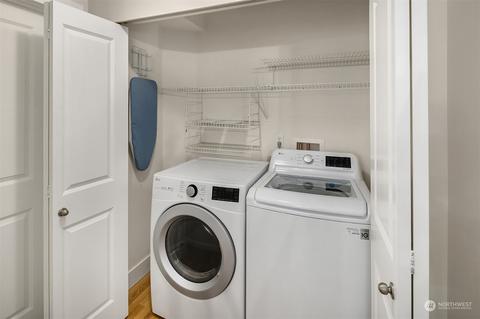 8546 Stone Ave N, Seattle, WA 98103 photo 20