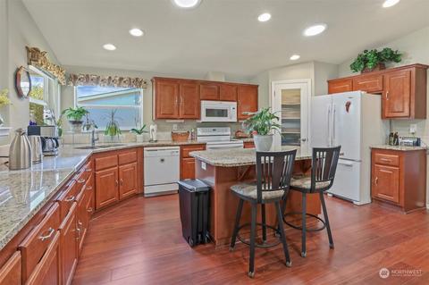 23830 Lake Dr W, Bothell, WA 98021 photo 3