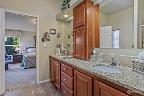 23830 Lake Dr W, Bothell, WA 98021 photo 20