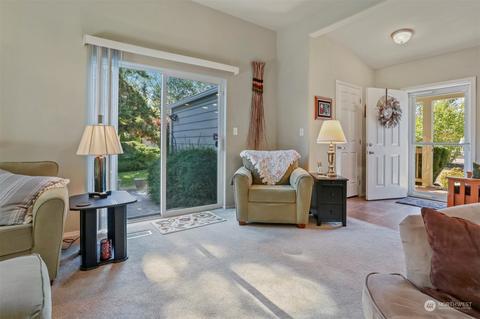 23830 Lake Dr W, Bothell, WA 98021 photo 12