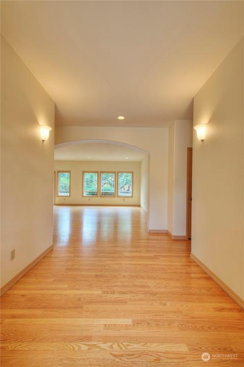 2644 Perry Ct, Enumclaw, WA 98022 photo 3