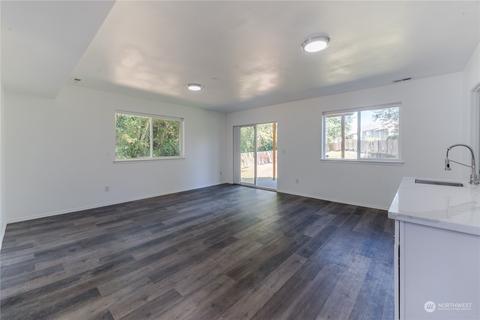 1323 Baker Ave, Everett, WA 98201 photo 12