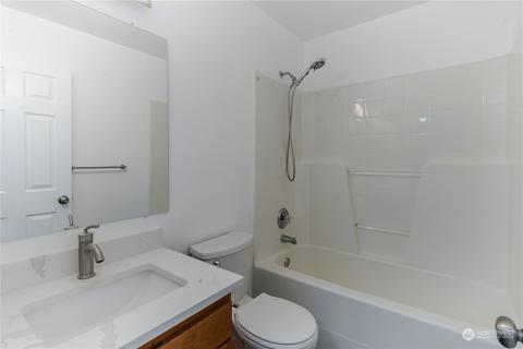 1323 Baker Ave, Everett, WA 98201 photo 8