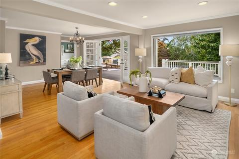 1327 Olympic Ave, Edmonds, WA 98020 photo 2