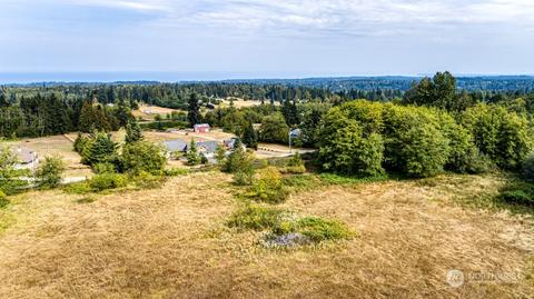 1111 Black Bear Trl, Port Angeles, WA 98362