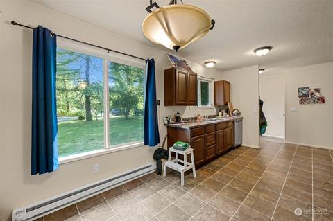 7893 Silver Lake Rd, Maple Falls, WA 98266 photo 16