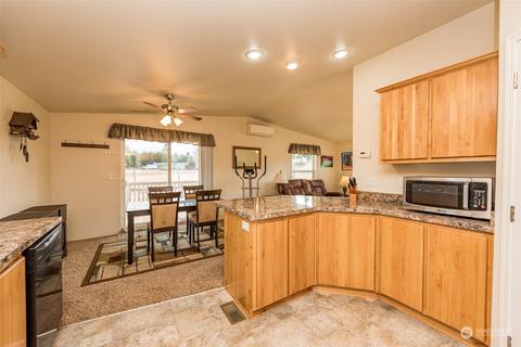 153 Glendale Dr, Sequim, WA 98382 photo 9