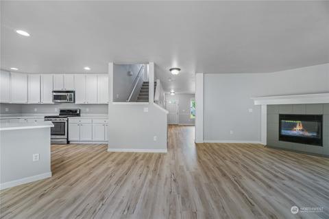 15408 35th Dr SE, Bothell, WA 98012 photo 2