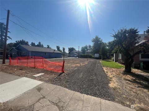 121 Malcolm St, Walla Walla, WA 99362 photo 2