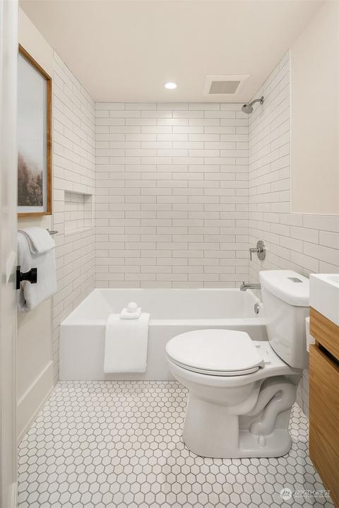 519 22nd Ave E, Seattle, WA 98112 photo 34