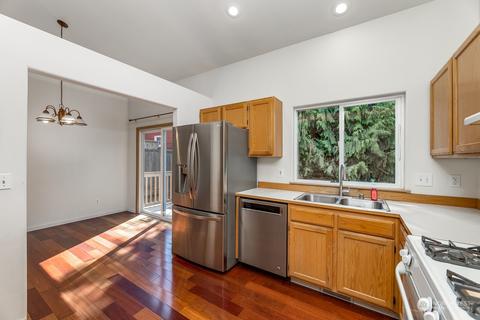 528 47th St SE, Everett, WA 98203 photo 14