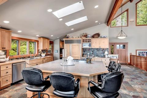 282 E Cronquist Rd, Allyn, WA 98524 photo 8