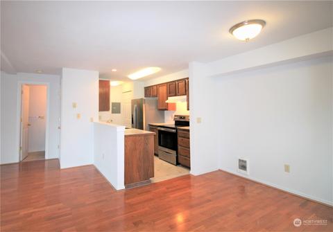 2902 13th St #4-C, Everett, WA 98201 photo 4