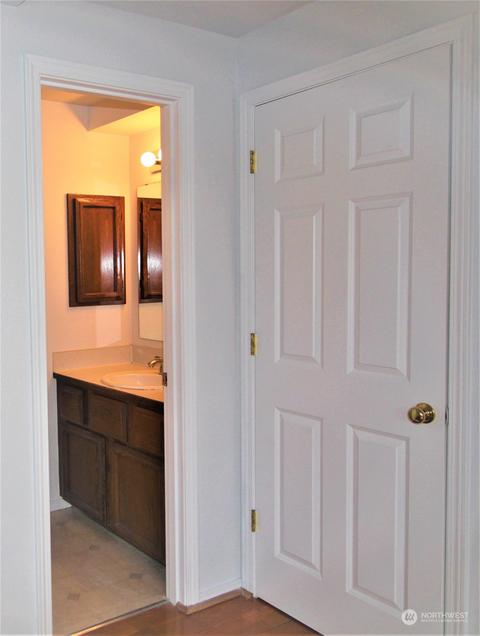 2902 13th St #4-C, Everett, WA 98201 photo 12