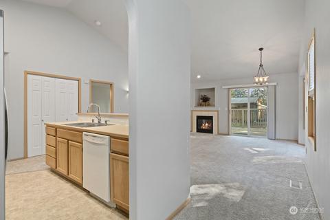 16 105th St SE, Everett, WA 98208 photo 5