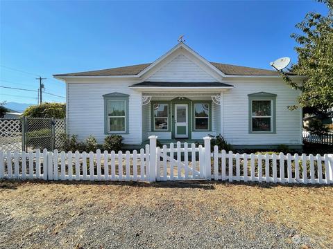 219 S 2nd Ave, Sequim, WA 98382 photo 1