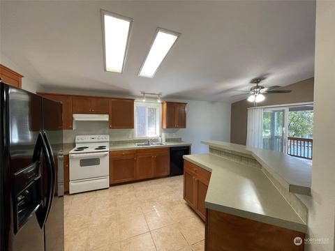 1090 E Trails End Dr, Belfair, WA 98528 photo 38