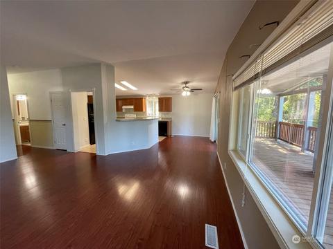 1090 E Trails End Dr, Belfair, WA 98528 photo 8