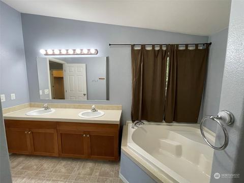 1090 E Trails End Dr, Belfair, WA 98528 photo 13