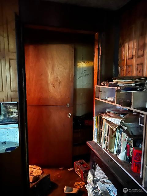 151 E 2nd St, Onalaska, WA 98570 photo 7