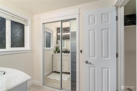 8710 Valhalla Dr, Everett, WA 98208 photo 15
