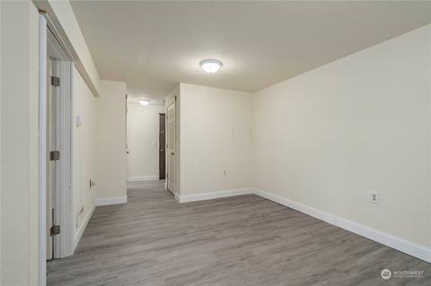 8710 Valhalla Dr, Everett, WA 98208 photo 24