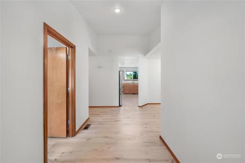 35222 4th Ave E, Roy, WA 98580 photo 2