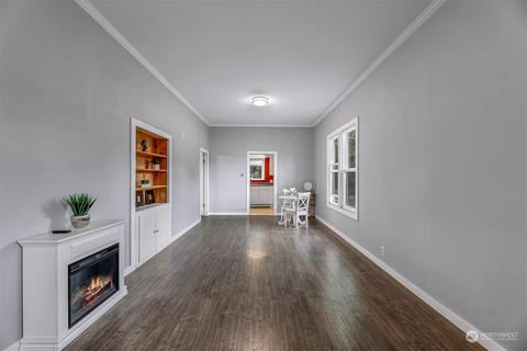 407 W Main St, Everson, WA 98247 photo 8