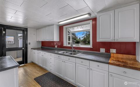 407 W Main St, Everson, WA 98247 photo 21