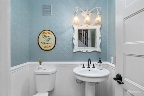 14402 144th St E, Orting, WA 98360 photo 17
