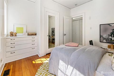 2027 26th Ave E, Seattle, WA 98112 photo 14