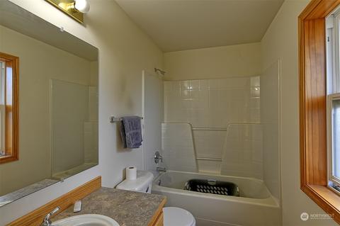1709 38th St, Everett, WA 98201 photo 33