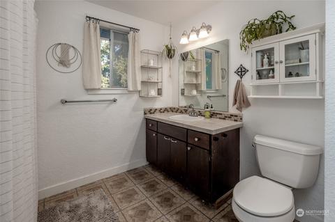 1907 164th Street Ct E, Spanaway, WA 98387 photo 24
