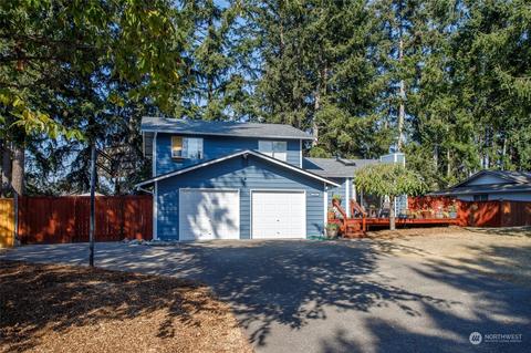 1907 164th Street Ct E, Spanaway, WA 98387 photo 2