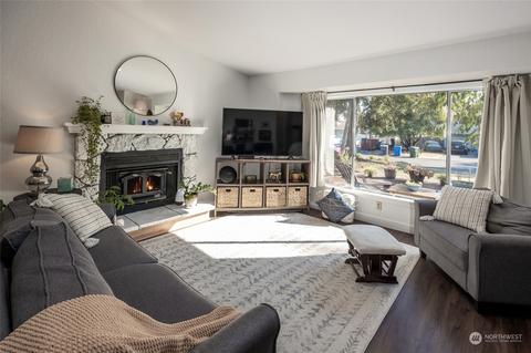 1907 164th Street Ct E, Spanaway, WA 98387 photo 9