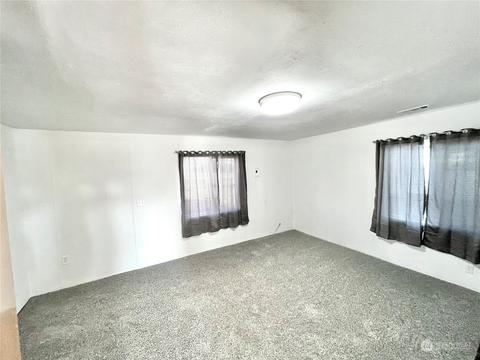 20220 SE 424th St, Enumclaw, WA 98022 photo 17