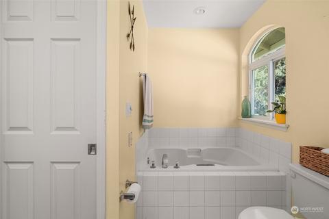 20616 1st Ave E, Spanaway, WA 98387 photo 18