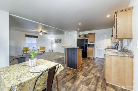 90 E Shore Dr, Grapeview, WA 98546 photo 11
