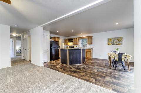 90 E Shore Dr, Grapeview, WA 98546 photo 9
