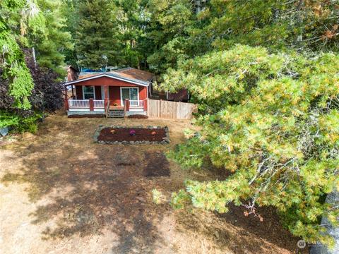 90 E Shore Dr, Grapeview, WA 98546 photo 3