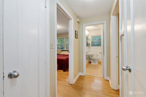 1419 E Olive St, Seattle, WA 98122 photo 19